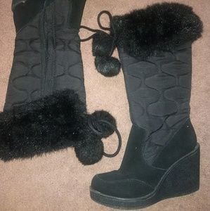 Black wedges boots
